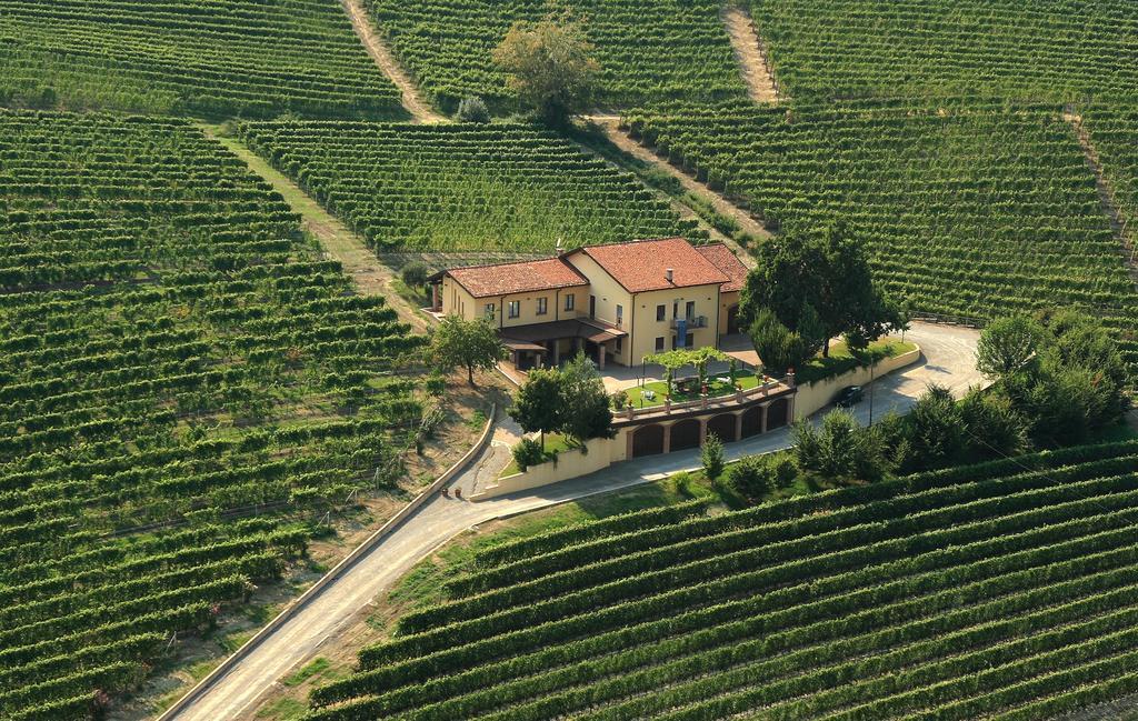 Vila Agriturismo Il Ciabot Barolo Exteriér fotografie